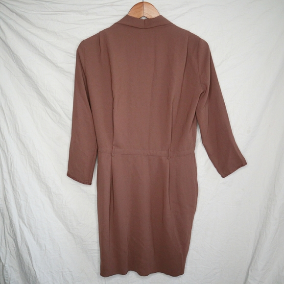 Wilfred deep v button wrap dress - Picture 6 of 9